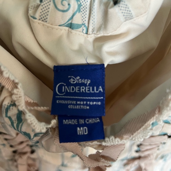 Hot Topic Disney Cinderella dress size M - Picture 5 of 9